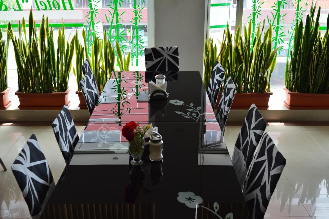 Hotel Lottus Кіто Екстер'єр фото