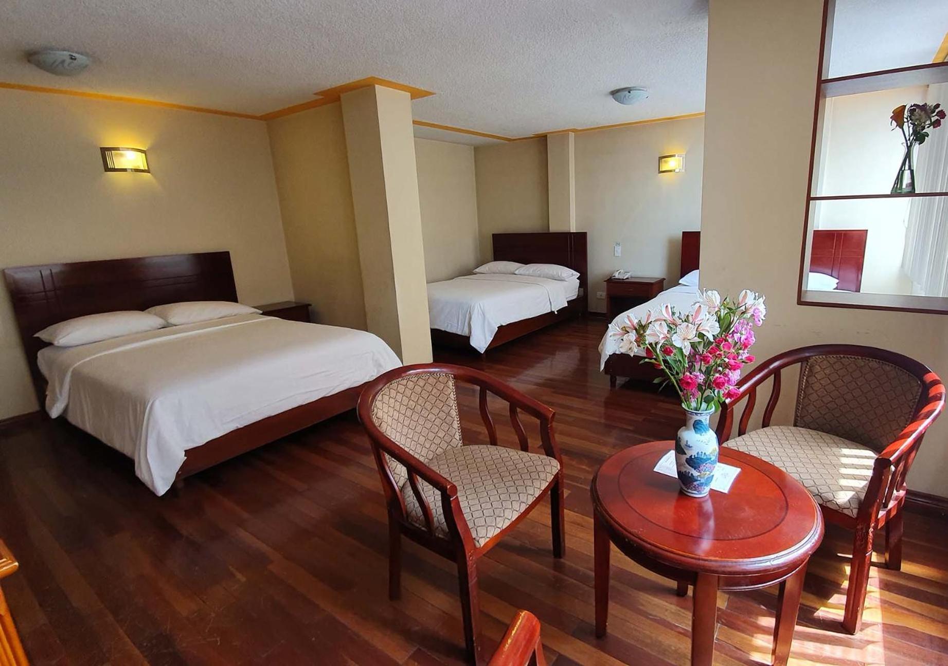 Hotel Lottus Кіто Номер фото