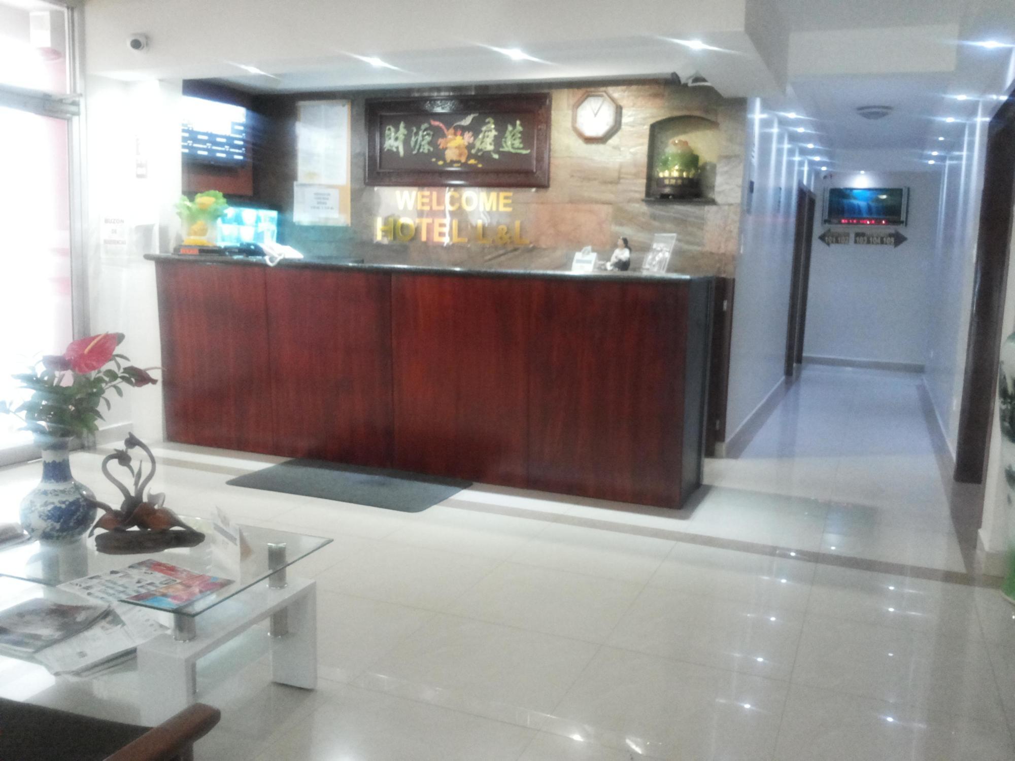 Hotel Lottus Кіто Екстер'єр фото