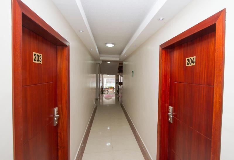 Hotel Lottus Кіто Екстер'єр фото